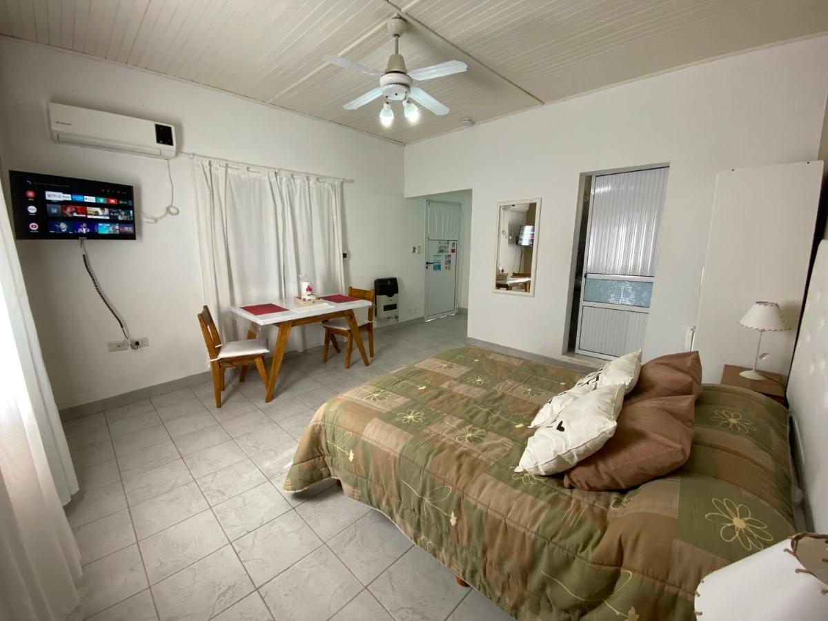 Apartment Lo De Nora, Coloner *